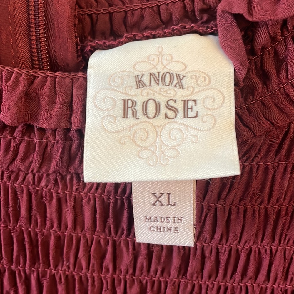 Knox Rose Ruffled Blouse - Picture 3 of 4